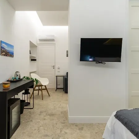 Bed & Breakfast Naos