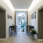 Oda ve Kahvaltı Naos 4*