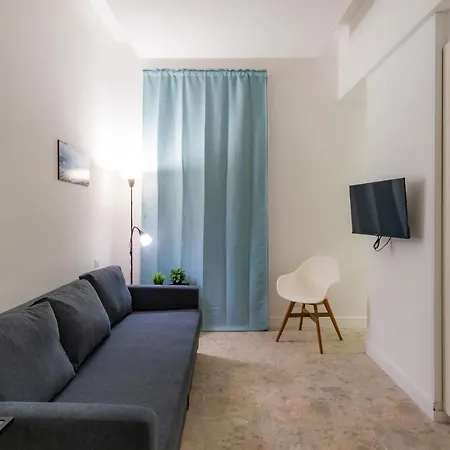 Naos Napoli